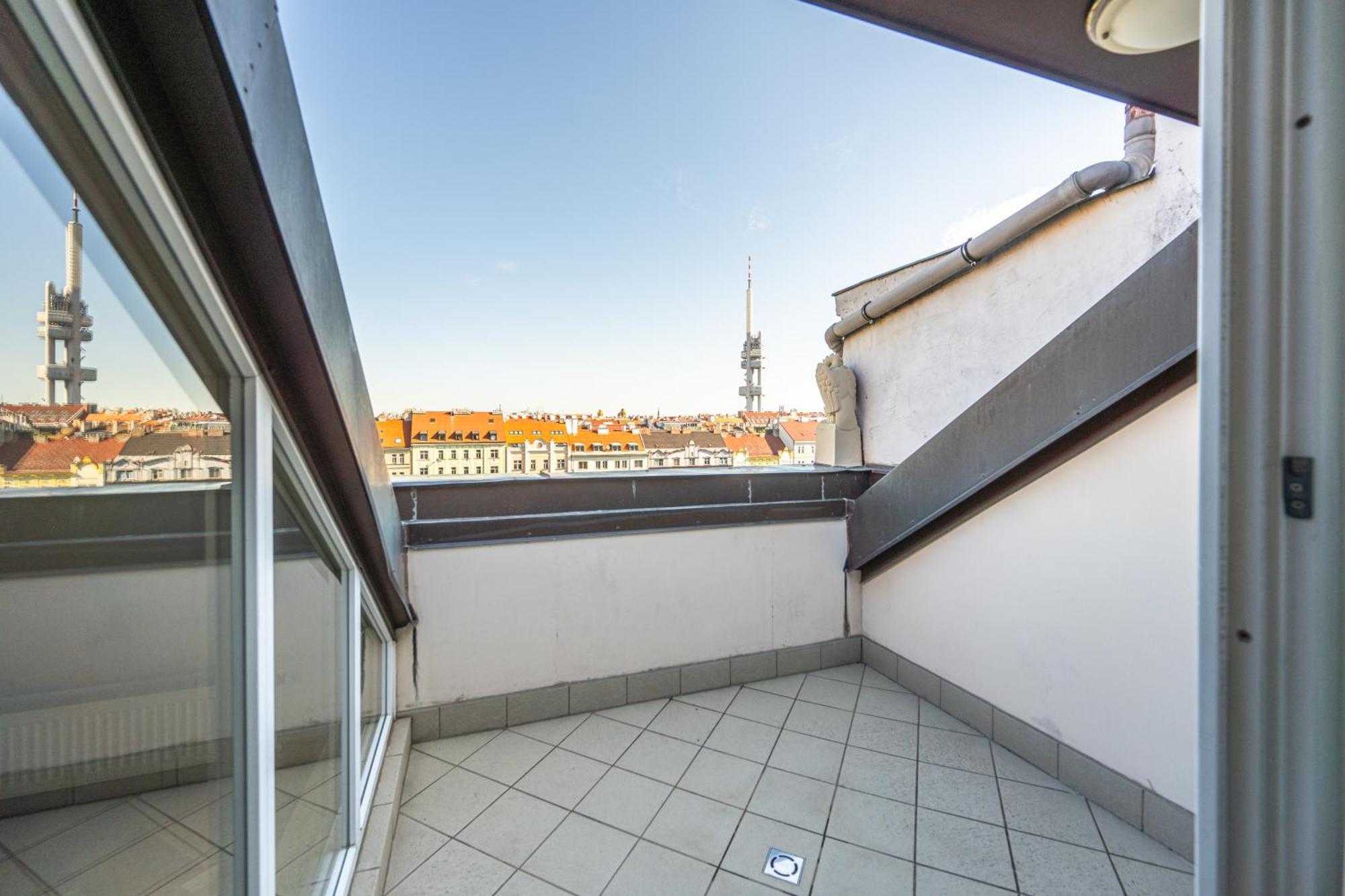 Jiriho Z Podebrad Apartments Prague Luaran gambar