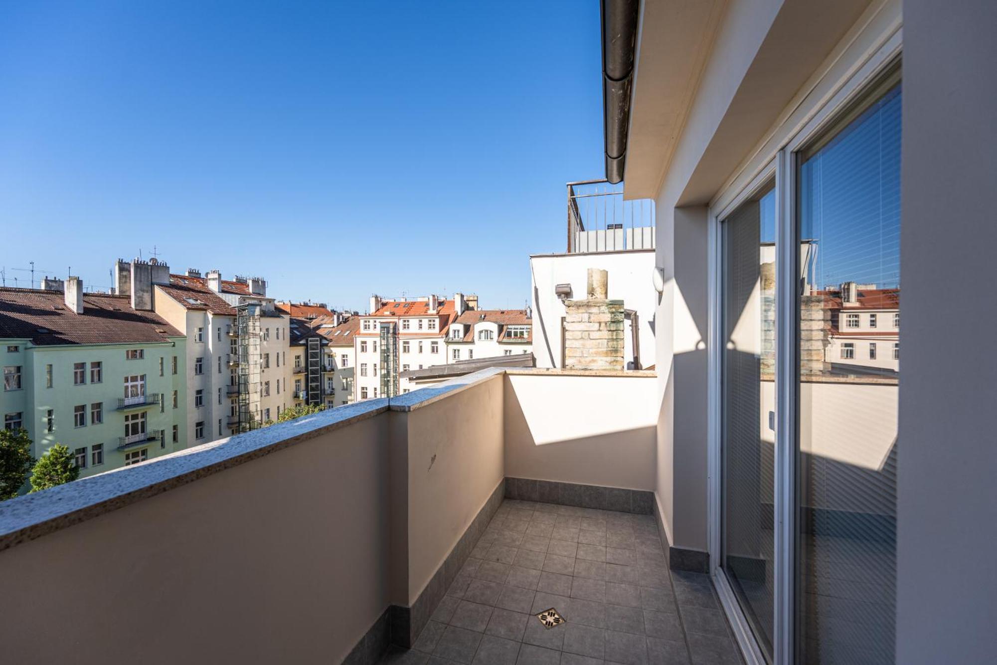 Jiriho Z Podebrad Apartments Prague Luaran gambar