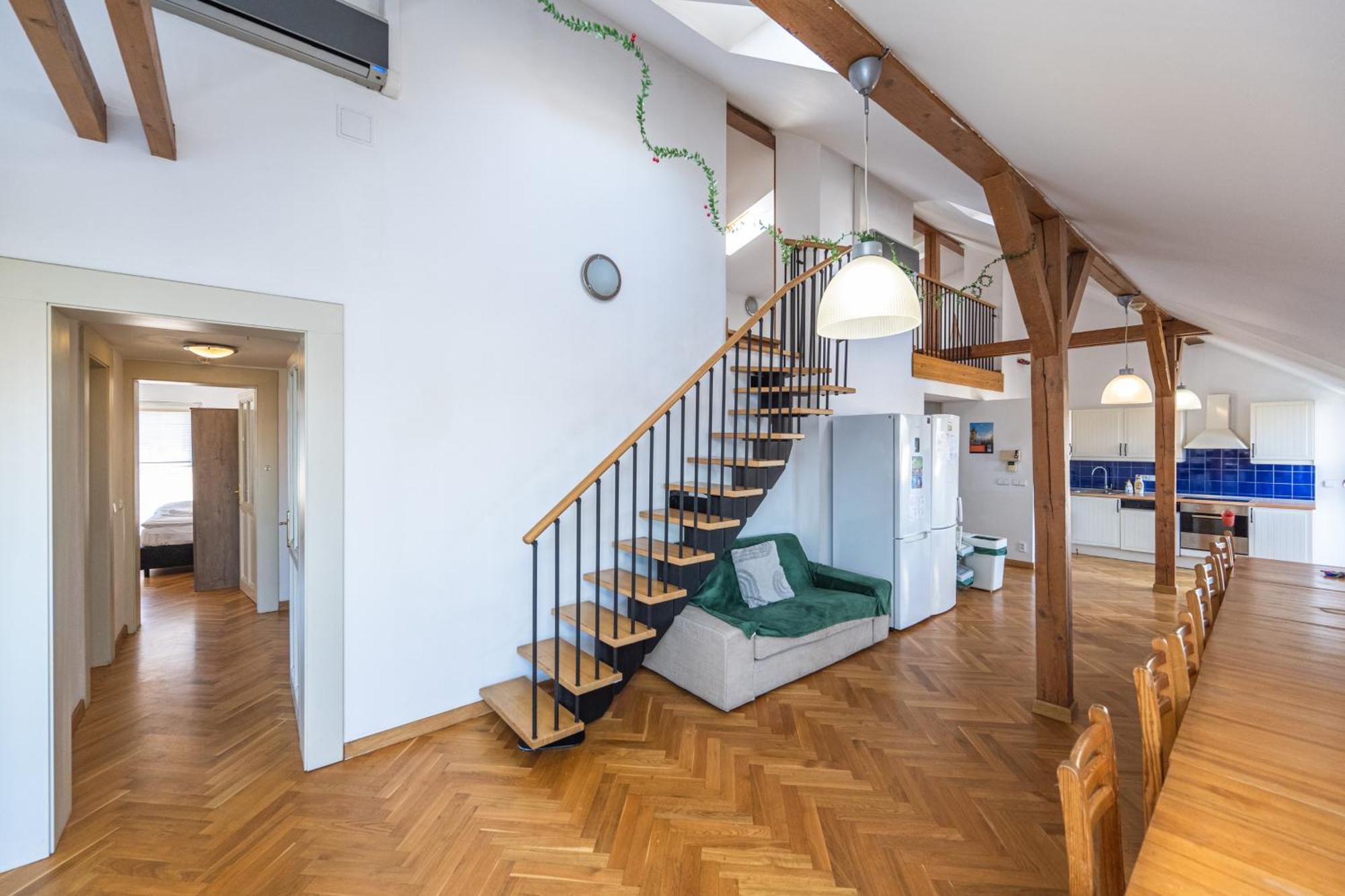 Jiriho Z Podebrad Apartments Prague Luaran gambar